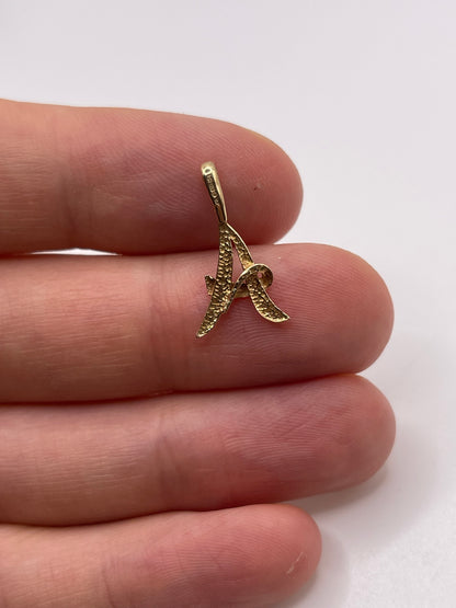 9ct gold initial A pendant