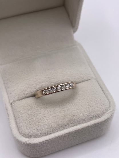 18ct white gold diamond ring