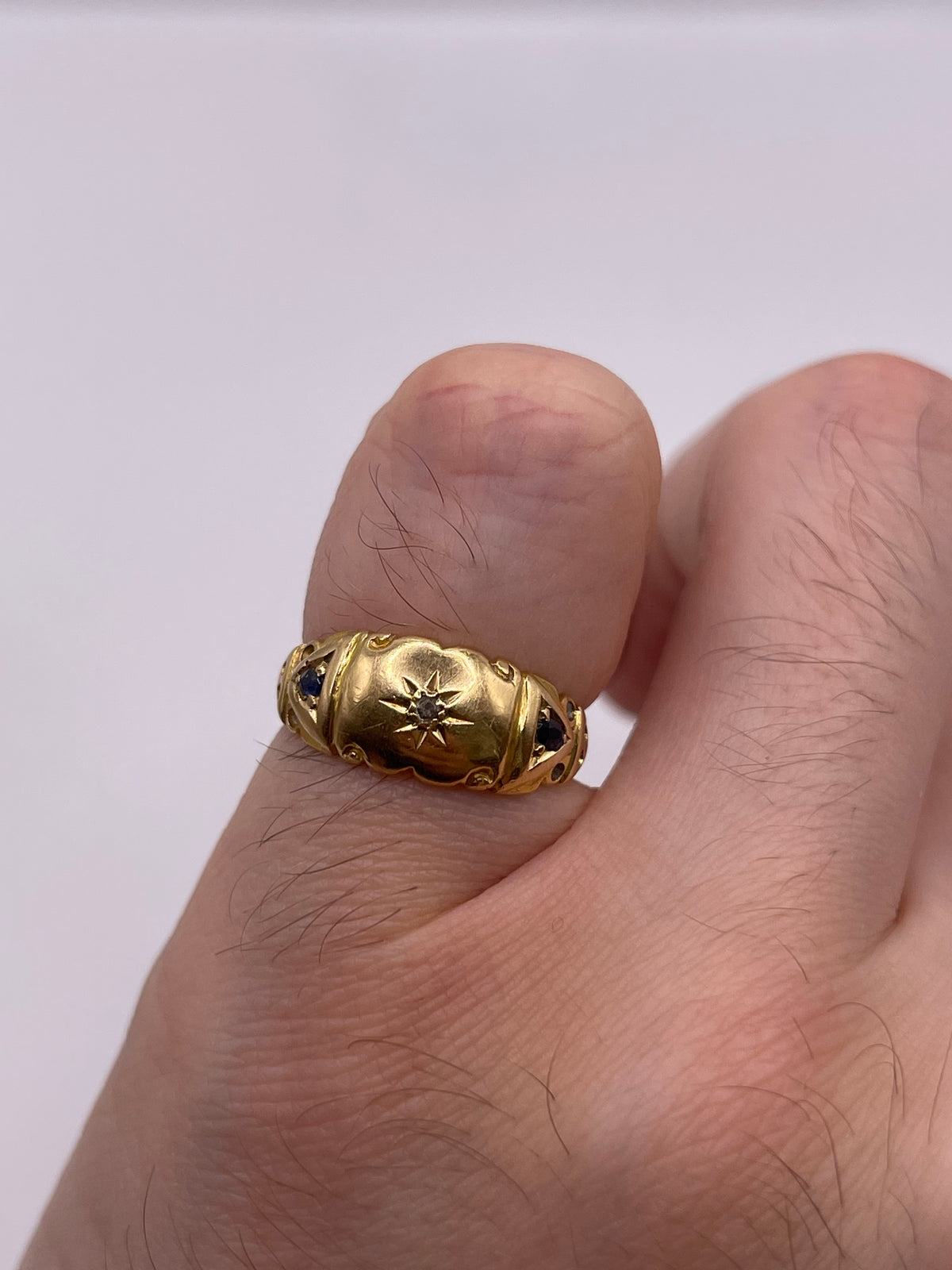 Antique 18ct gold sapphire and diamond gypsy ring