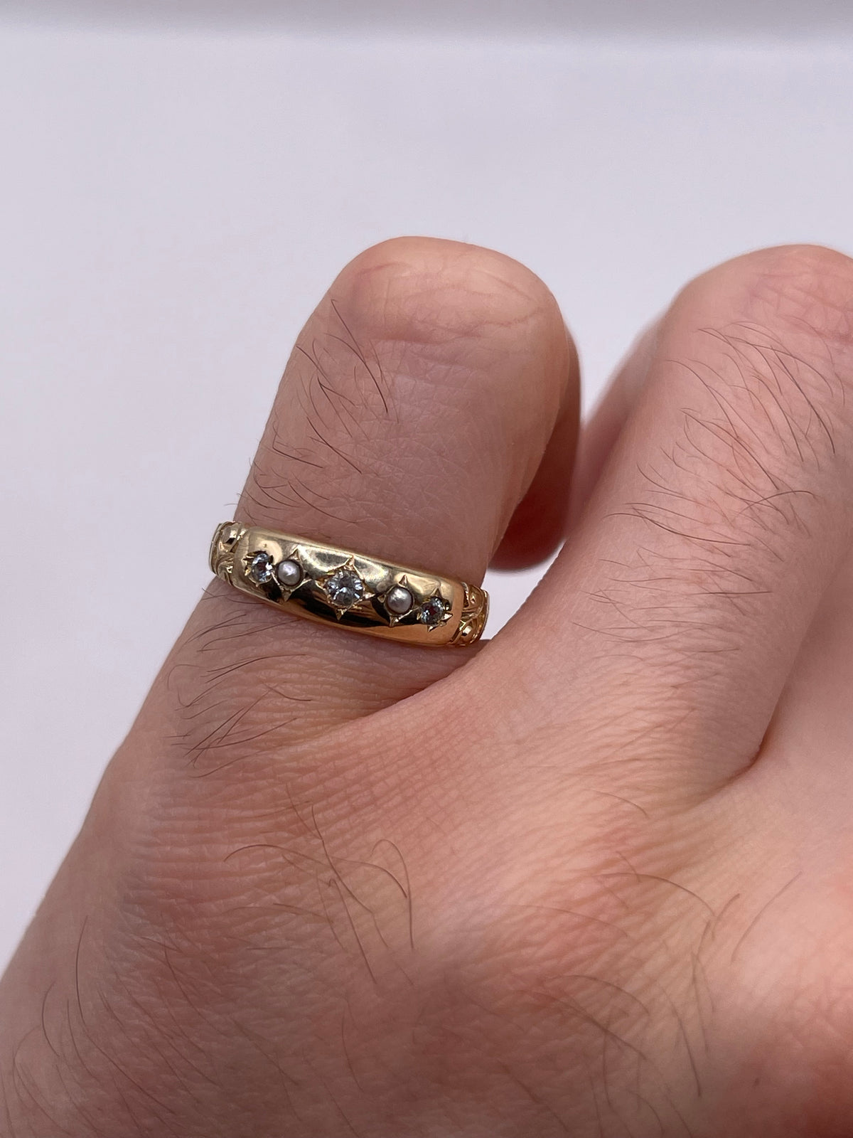 9ct gold topaz and pearl gypsy ring