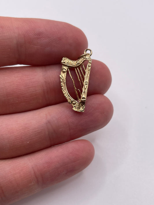 9ct gold harp charm