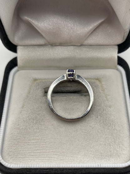 9ct white gold tanzanite and diamond ring