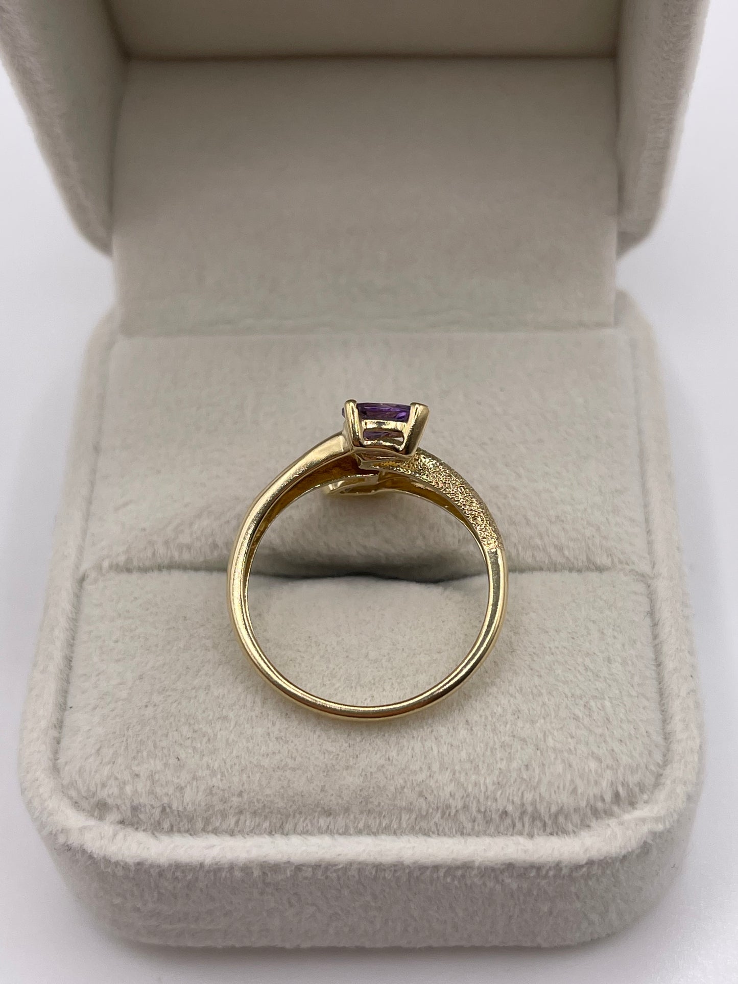9ct gold citrine and amethyst ring