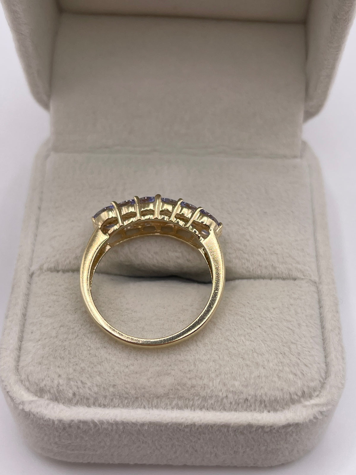 9ct gold tanzanite cluster ring
