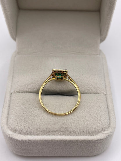 18ct gold platinum emerald and diamond ring