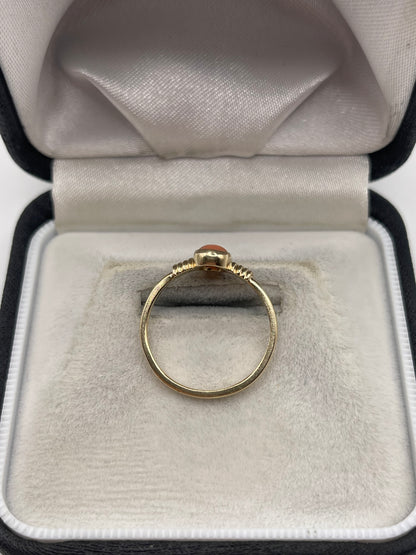 9ct gold coral ring