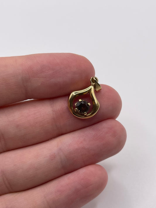 9ct gold Smokey quartz pendant