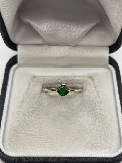 9ct gold diopside ring