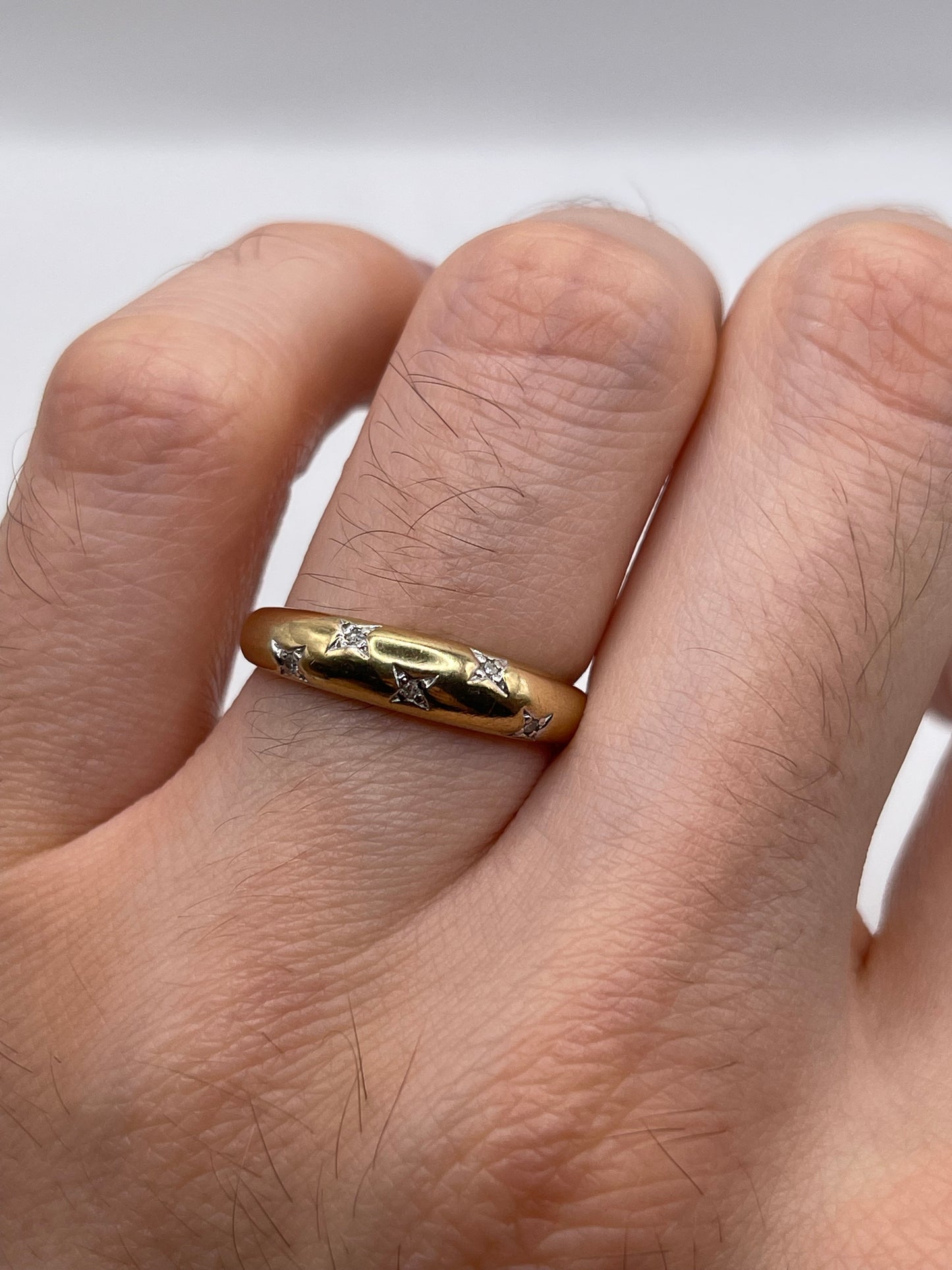 9ct gold diamond star ring