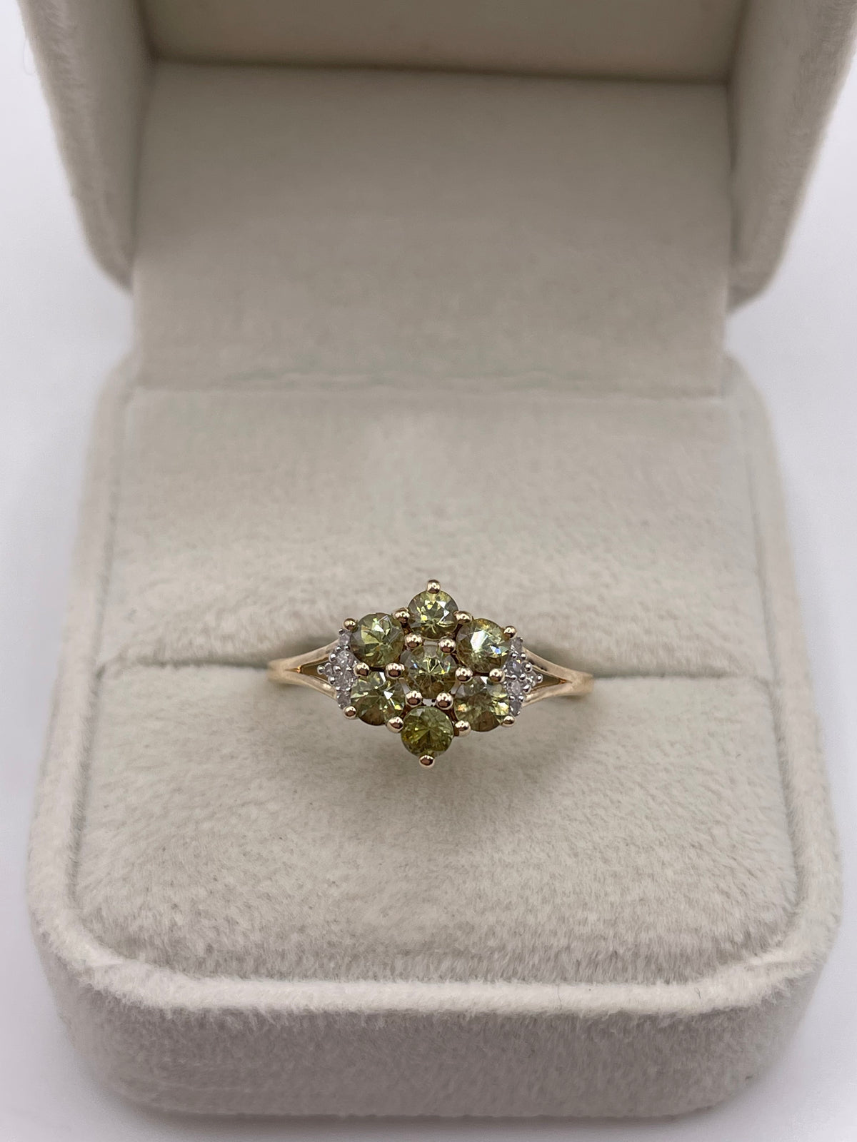 9ct gold sphene and diamond ring