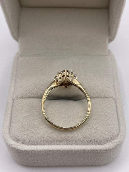 9ct gold topaz and diamond ring