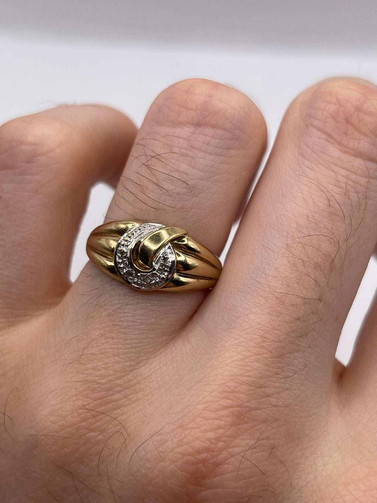 9ct gold diamond cluster ring