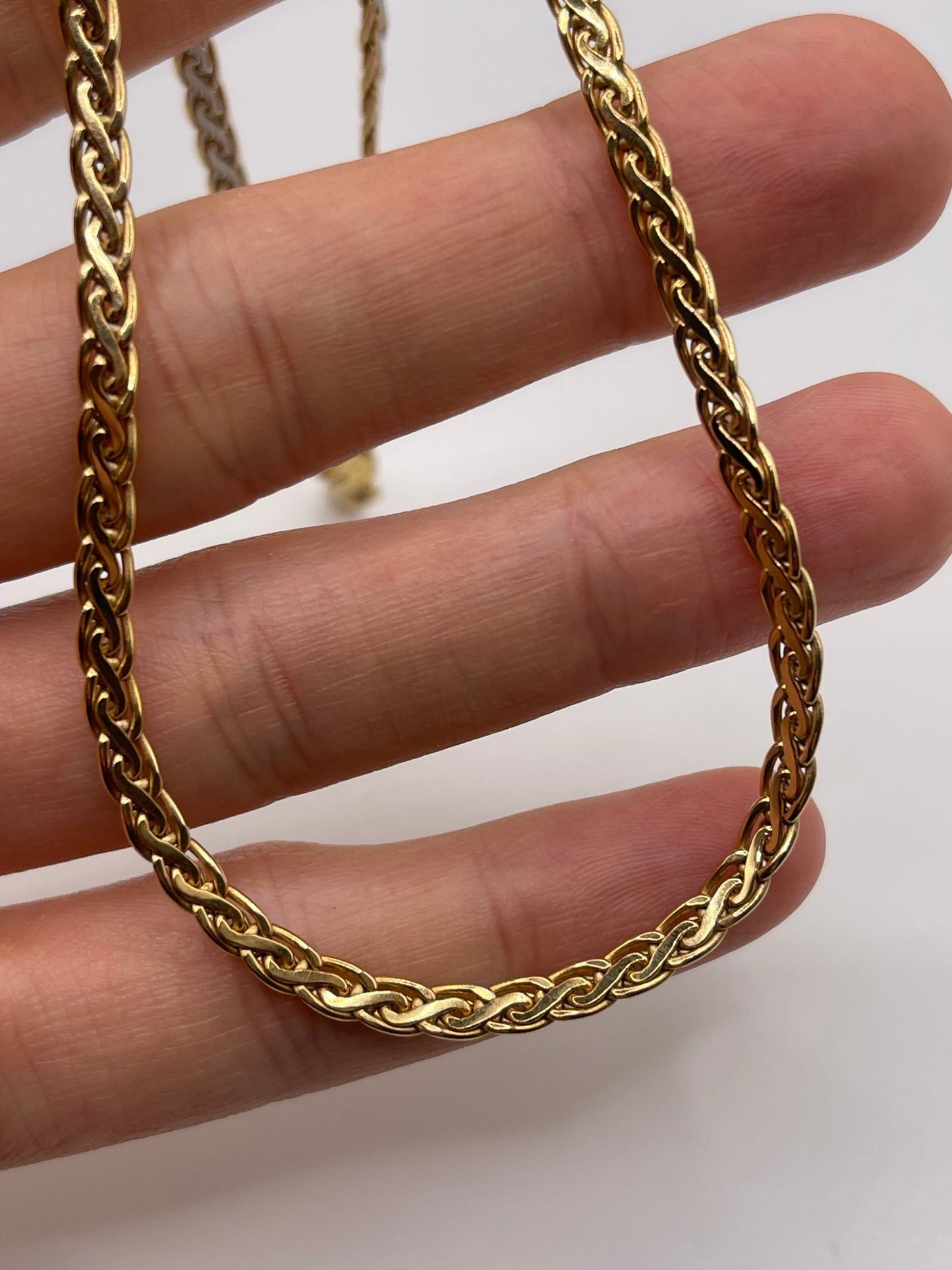 9ct gold chain 277