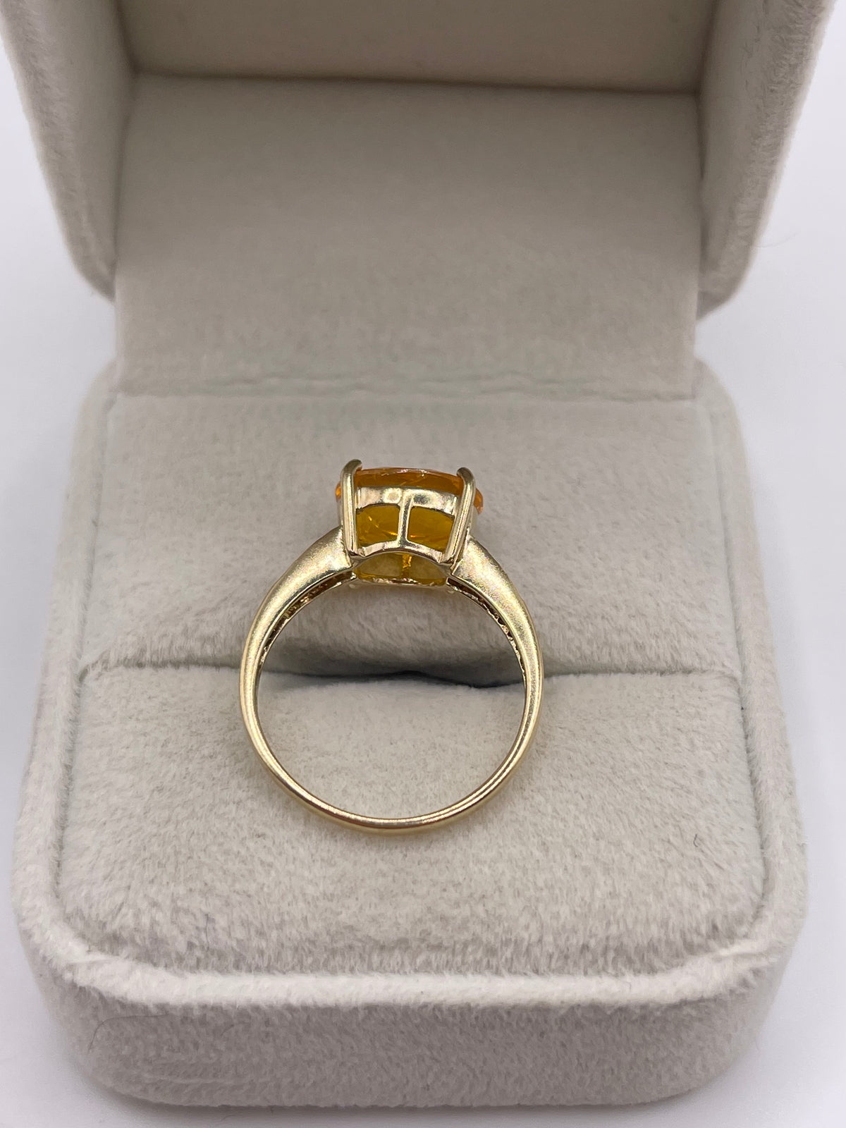 9ct gold opal and diamond ring