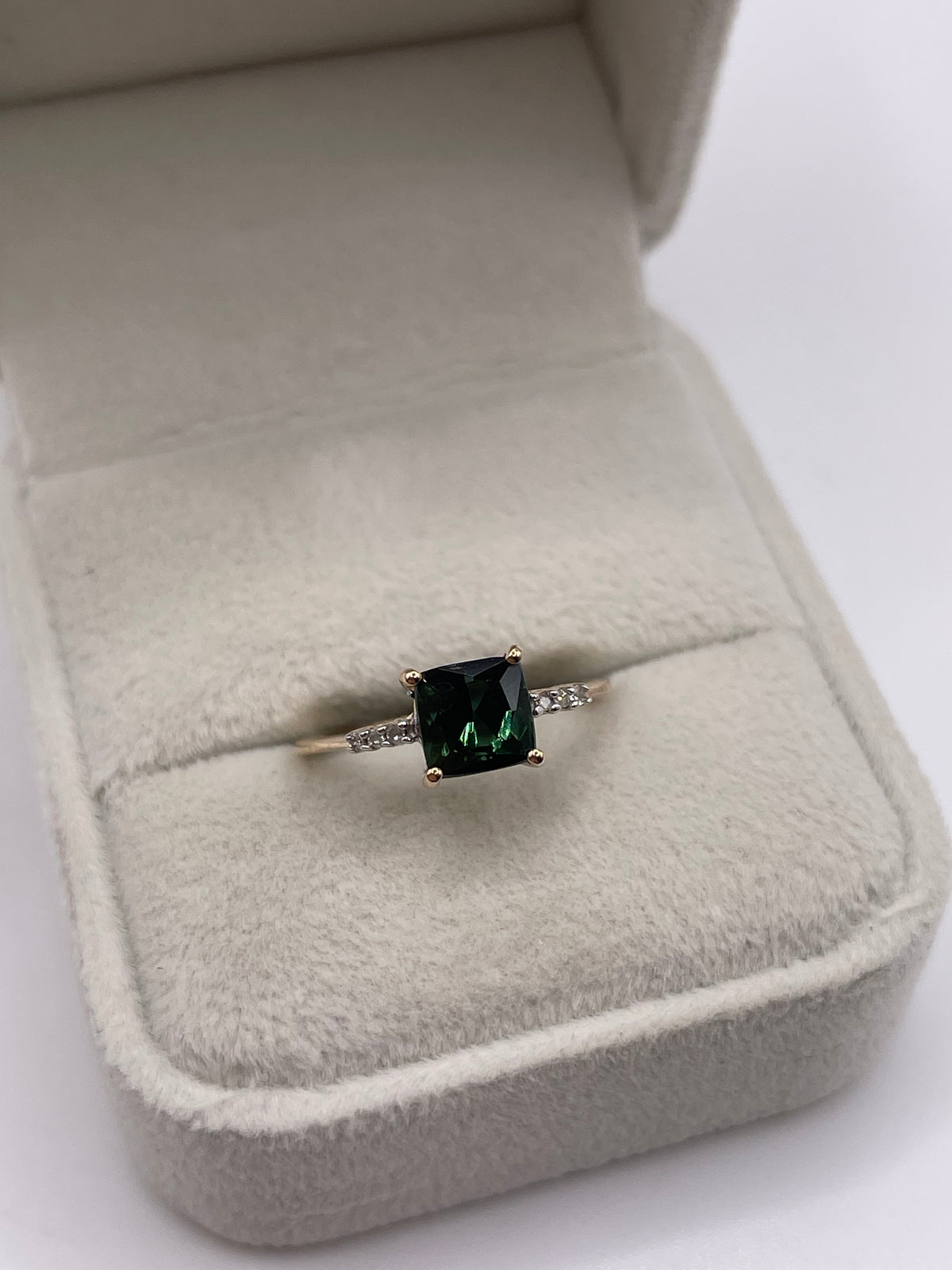 9ct gold tourmaline and diamond ring