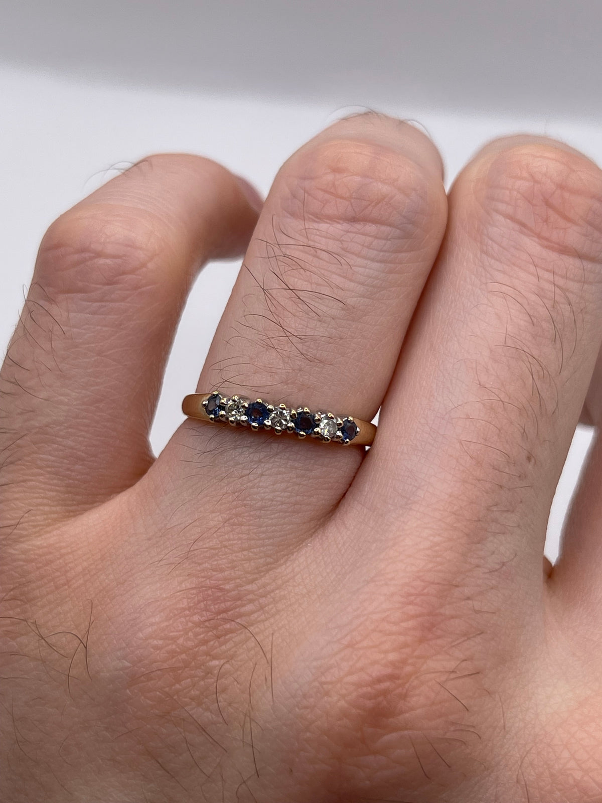 9ct gold sapphire and diamond ring