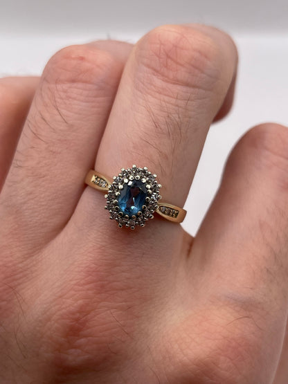 9ct gold topaz and diamond ring