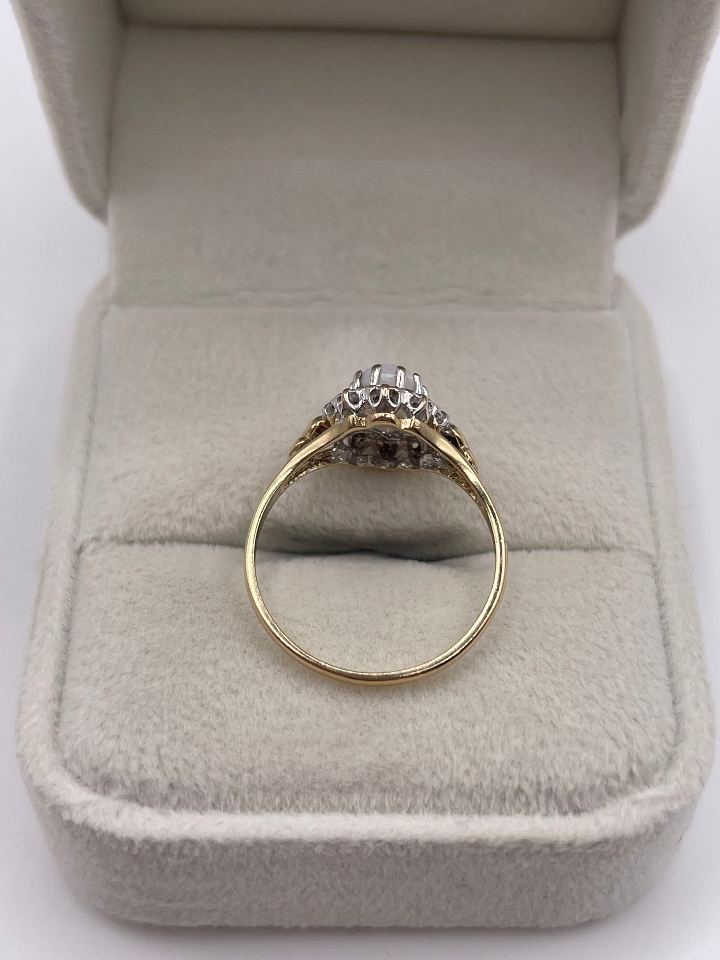9ct gold opal and diamond ring