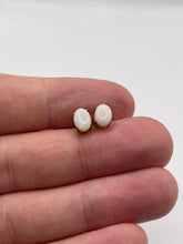 Load image into Gallery viewer, 9ct gold opal earrings
