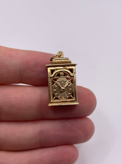 9ct gold mantle clock charm