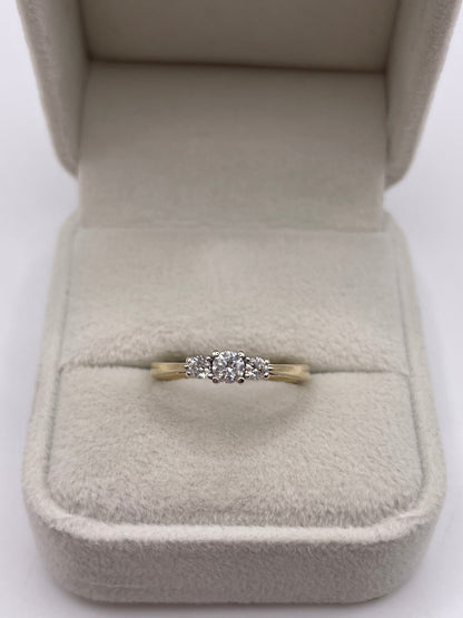9ct gold diamond ring