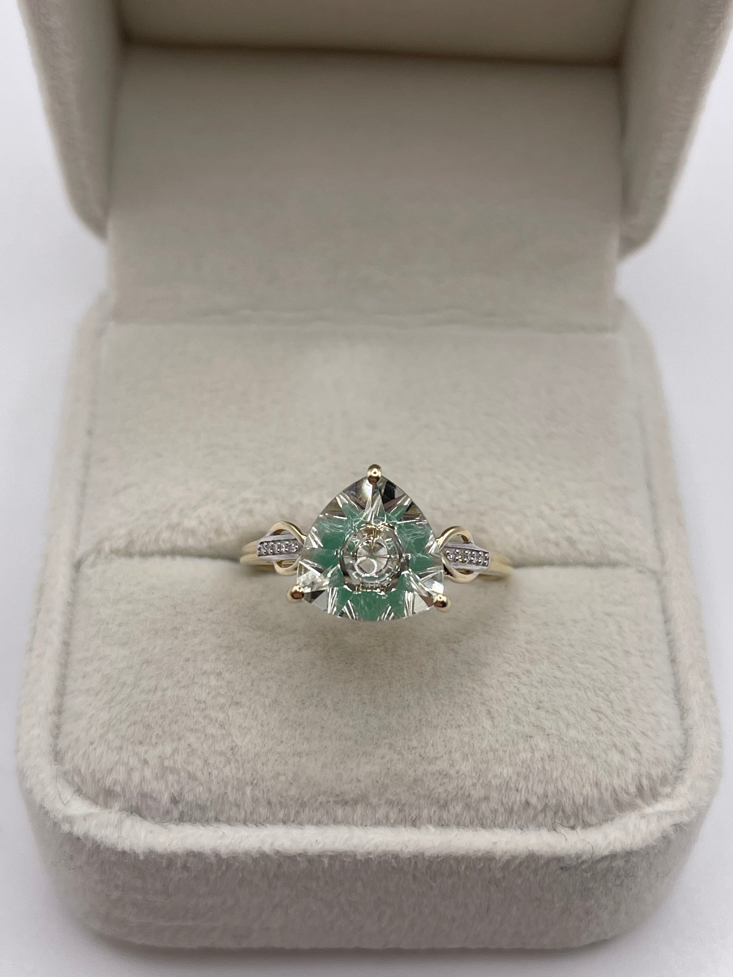 Glenn Lehrer 9ct gold quartz and diamond ring