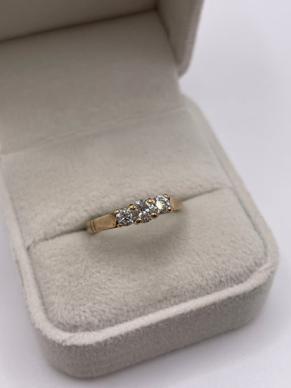 14ct gold diamond ring
