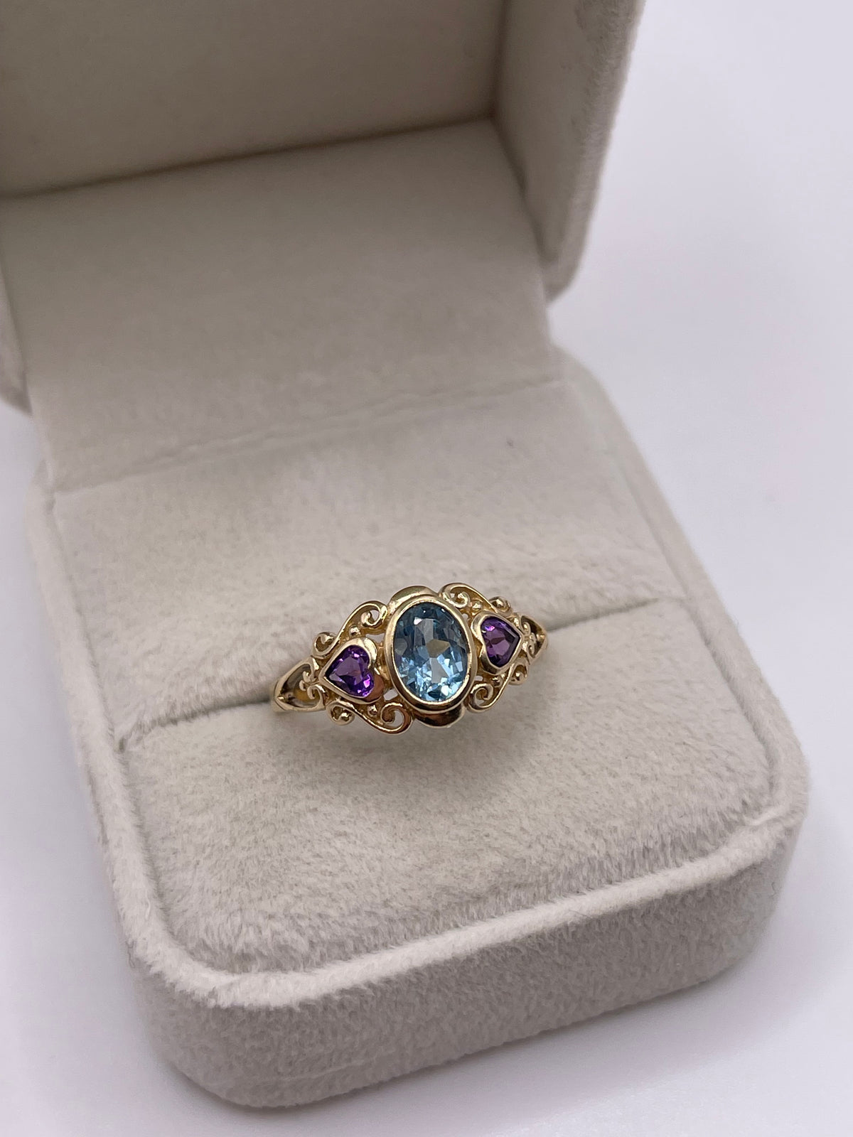 9ct gold topaz and amethyst ring