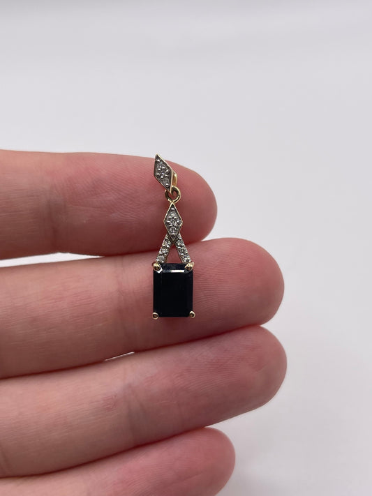 9ct gold sapphire and zircon pendant