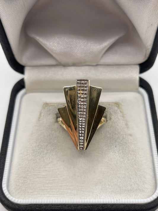 9ct gold art deco style ring
