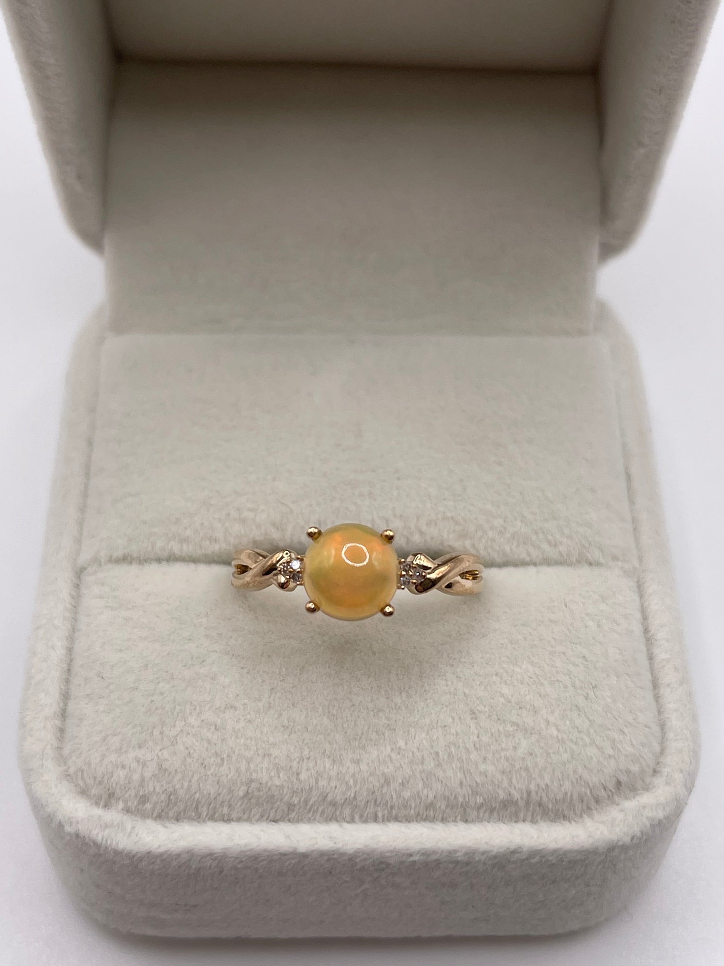 9ct gold opal and diamond ring