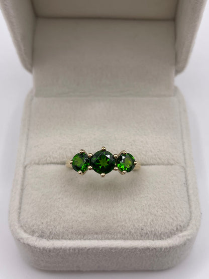 9ct gold diopside ring