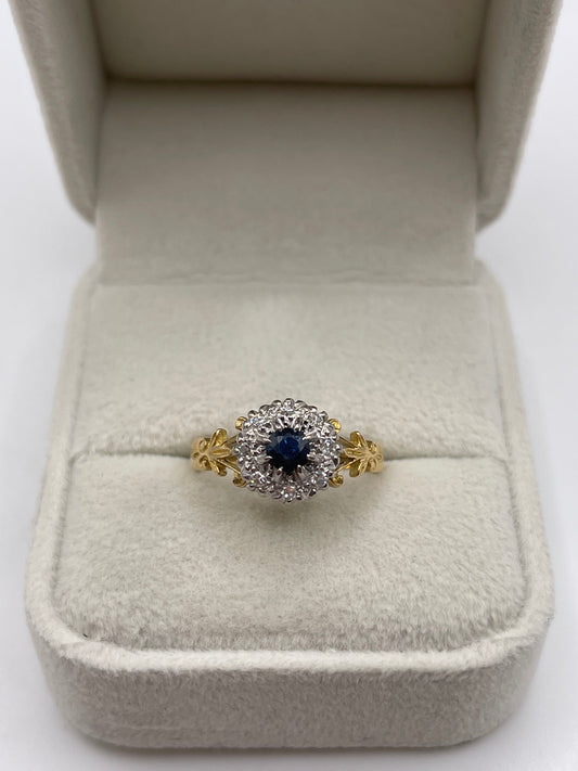 18ct gold sapphire and diamond ring