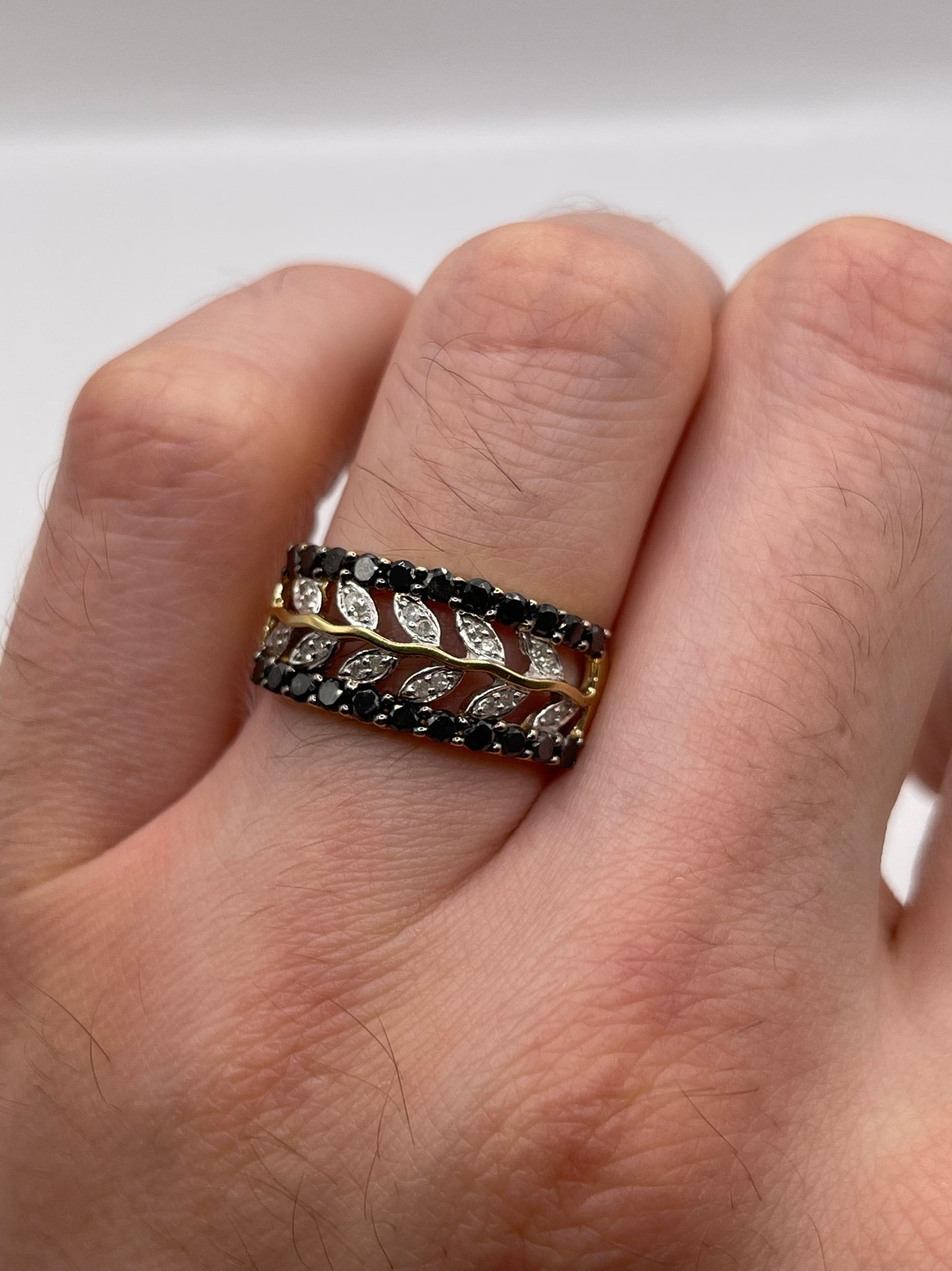 9ct gold diamond cluster ring