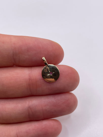 9ct gold moonstone pendant