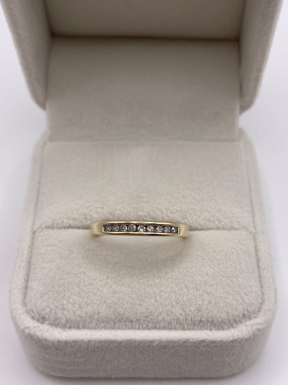 9ct gold diamond ring