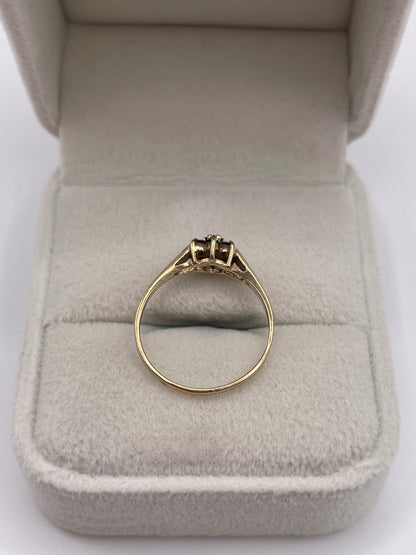 9ct gold garnet cluster ring