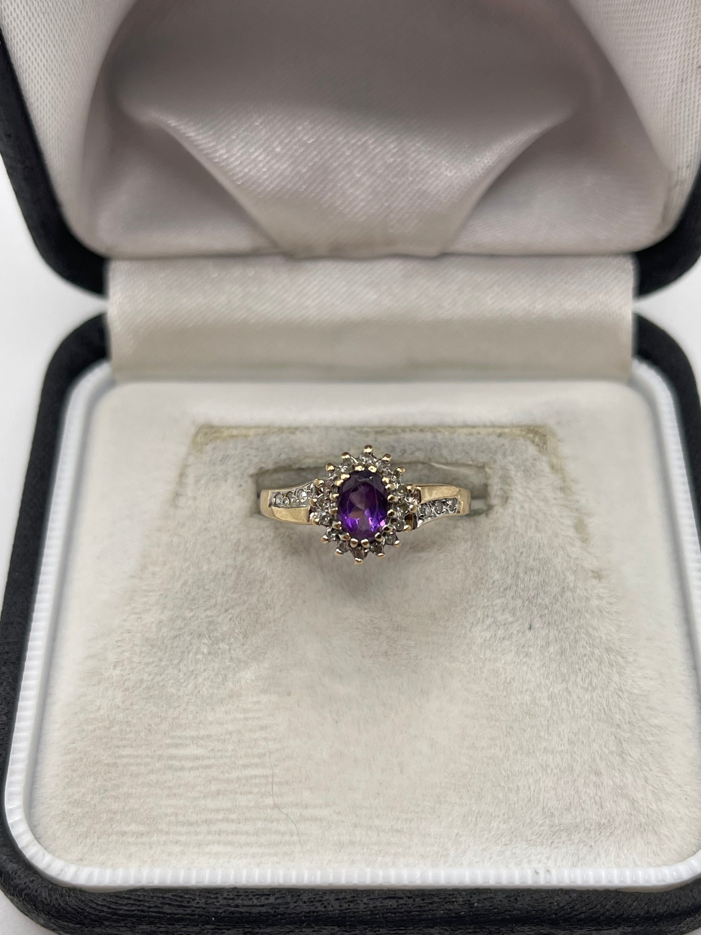 9ct gold amethyst and diamond ring