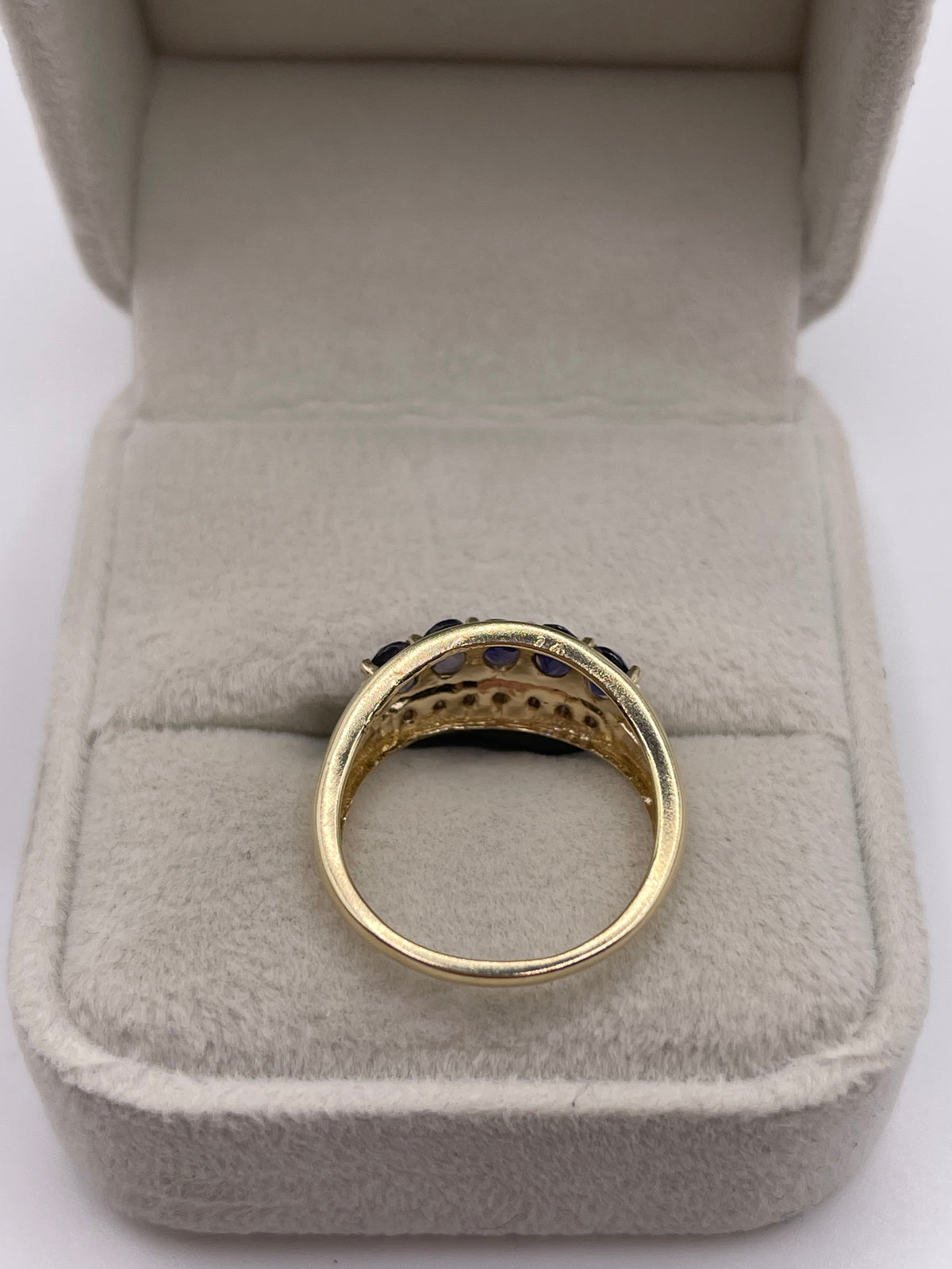 9ct gold iolite and diamond ring