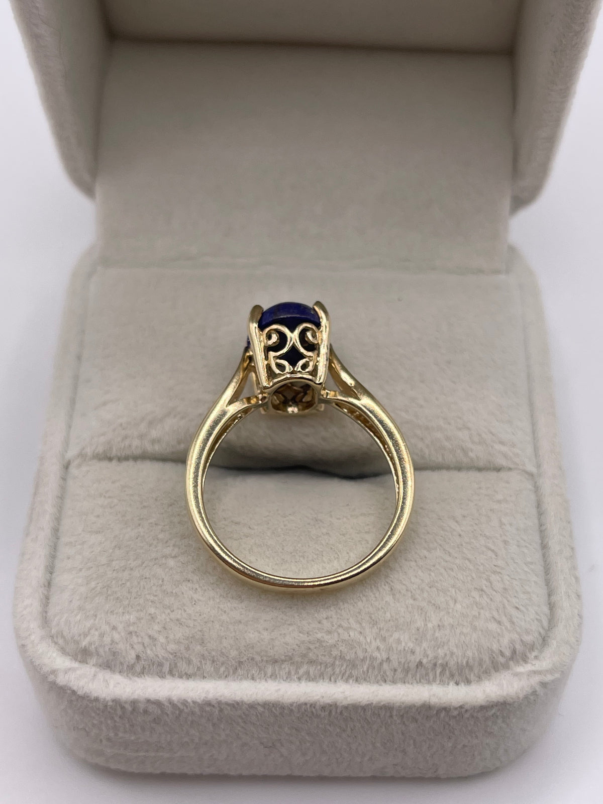 9ct gold lapis lazuli ring