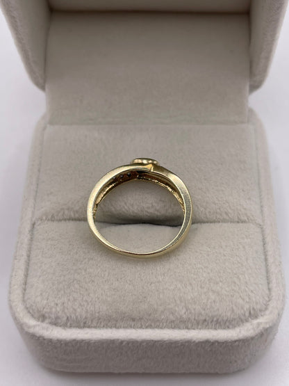9ct gold sapphire and diamond ring