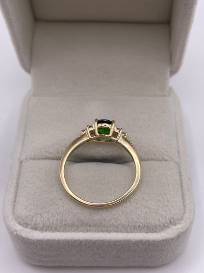 9ct gold diopside and zircon ring