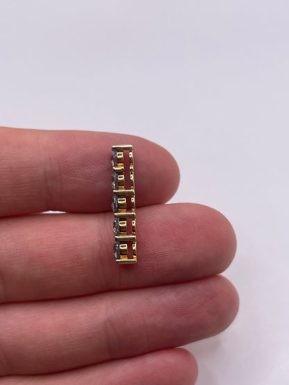 9ct gold topaz pendant