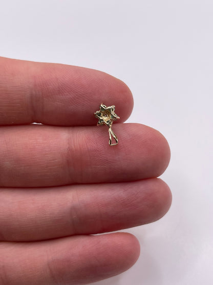 9ct gold emerald and diamond pendant