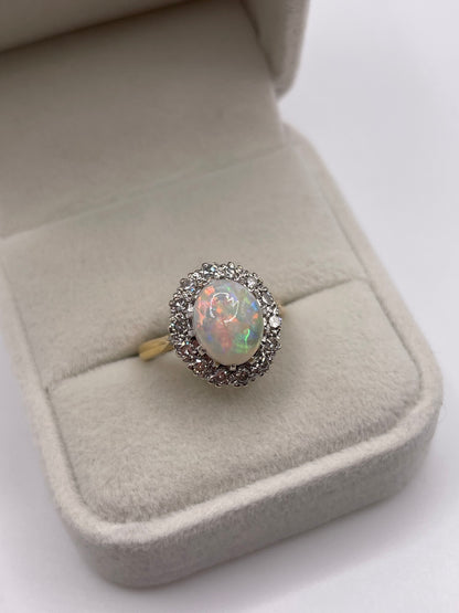 18ct gold opal and diamond ring