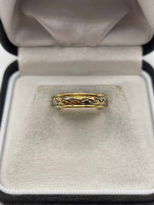18ct tri gold band
