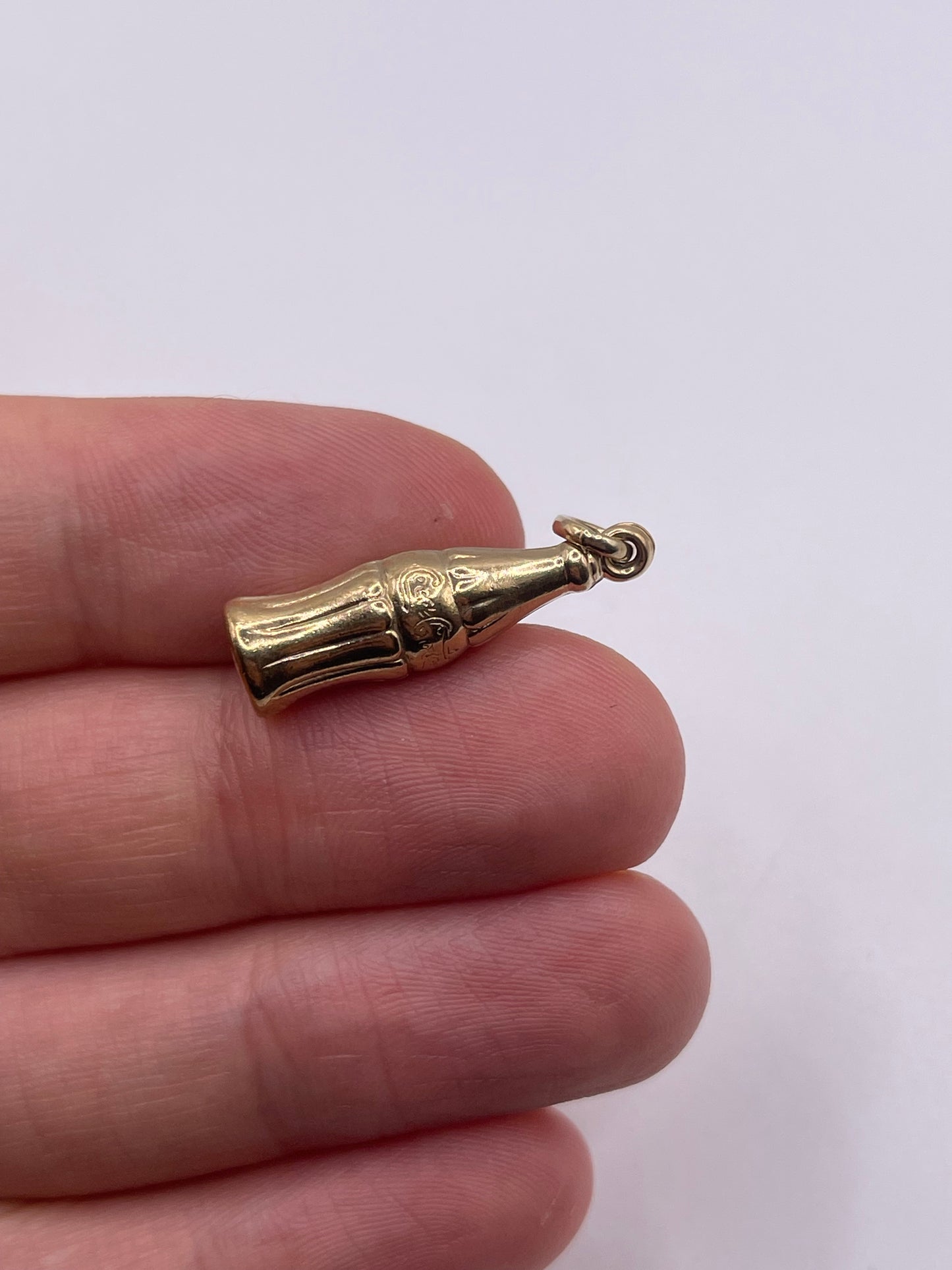 9ct gold Coca Cola bottle charm
