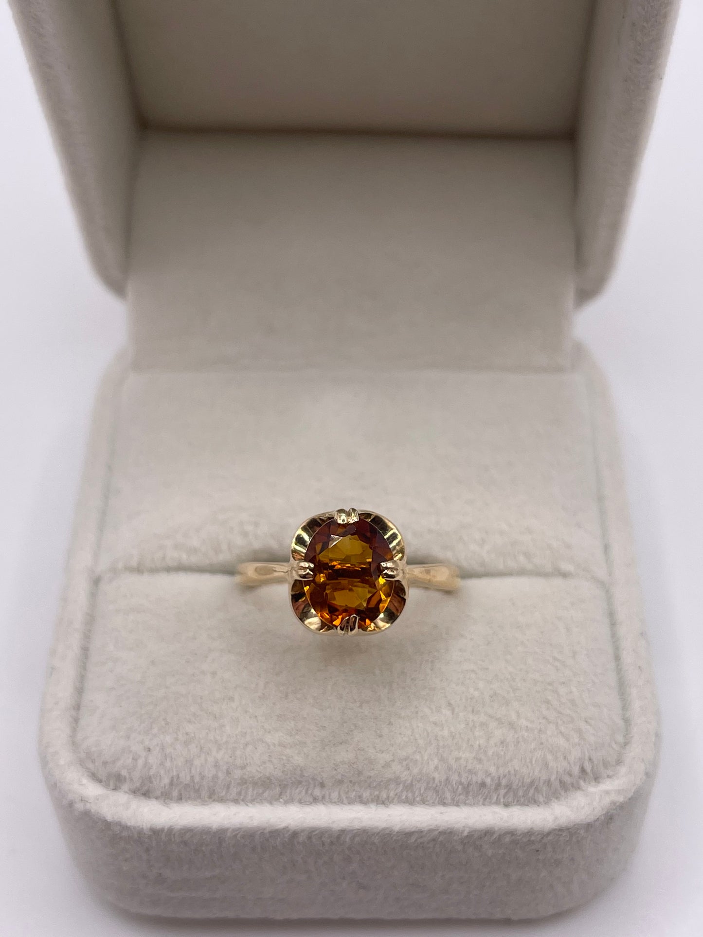 9ct gold citrine ring