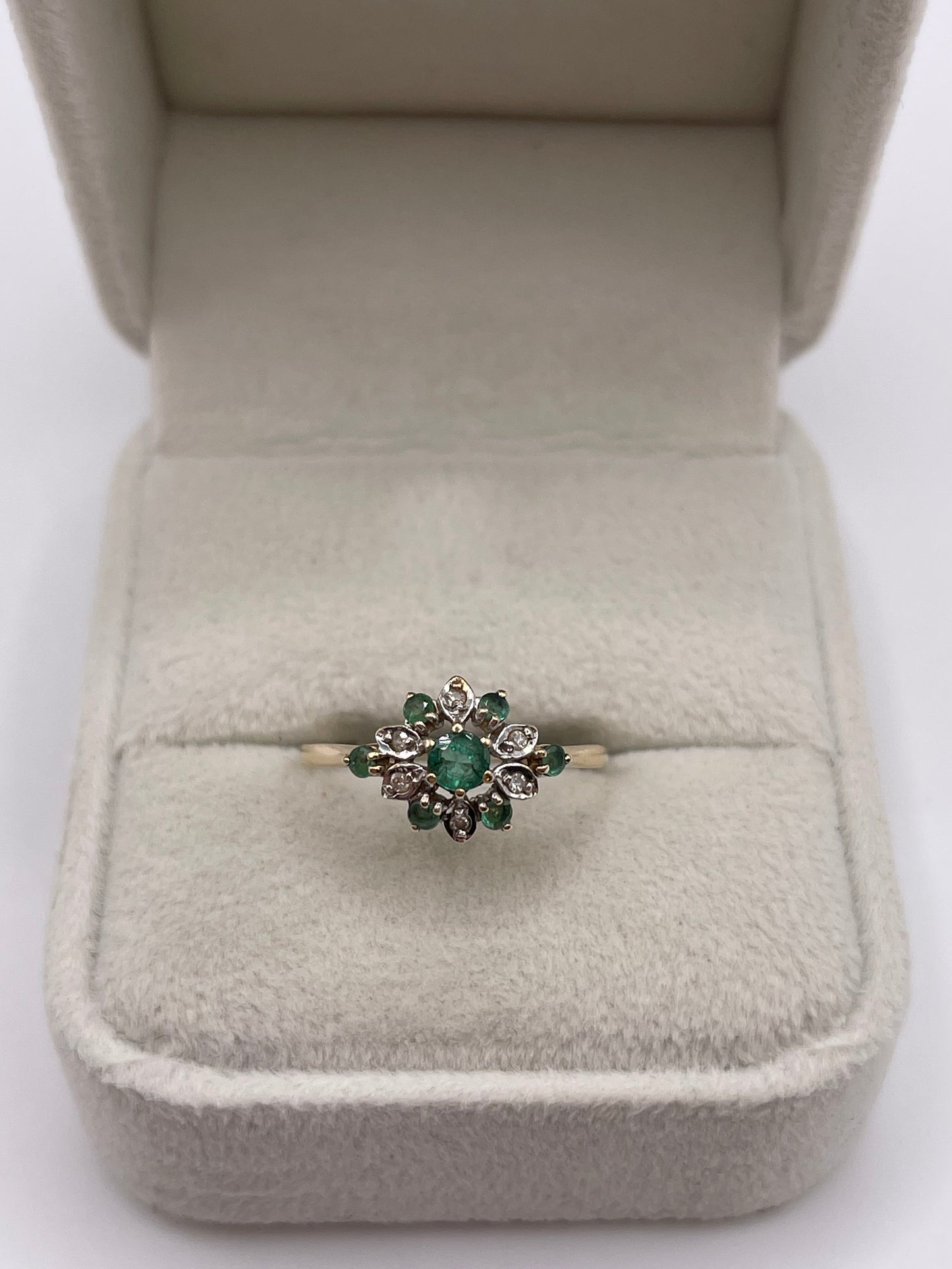 9ct gold emerald and diamond ring
