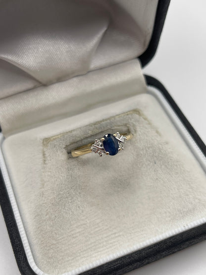 9ct gold sapphire and diamond ring
